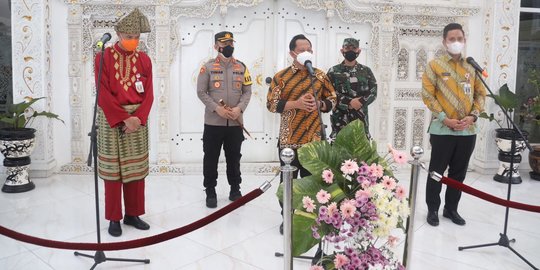 Mendagri Terus Semangati Pemerintah Daerah Hadapi Pandemi - Vimarsana News
