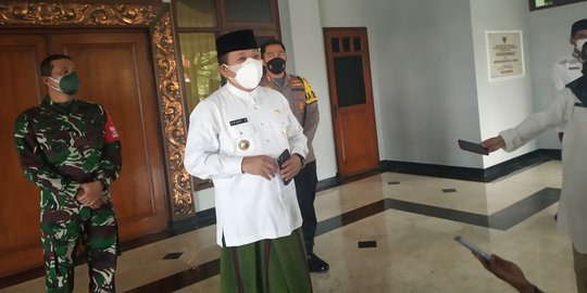 Gelar Resepsi Nikahan Putrinya, Ketua PCNU Jember Terancam Sanksi Langgar Prokes