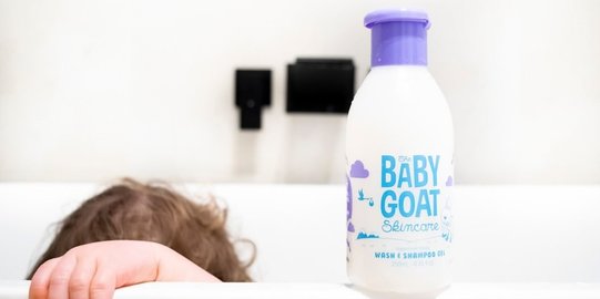 Perawatan Terbaik untuk Kulit Ekstra Sensitif Anak dengan Nutrisi Susu Kambing