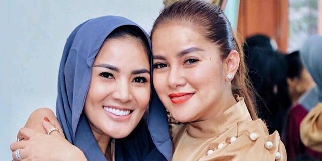 Lama Bungkam, Nindy Ayunda Akhirnya Buka Suara soal Kabar Ribut dengan Olla Ramlan