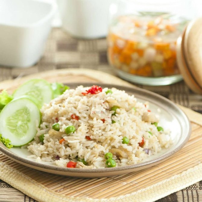 nasi goreng putih