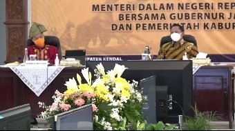 ganjar pranowo dicueki tito karnavian