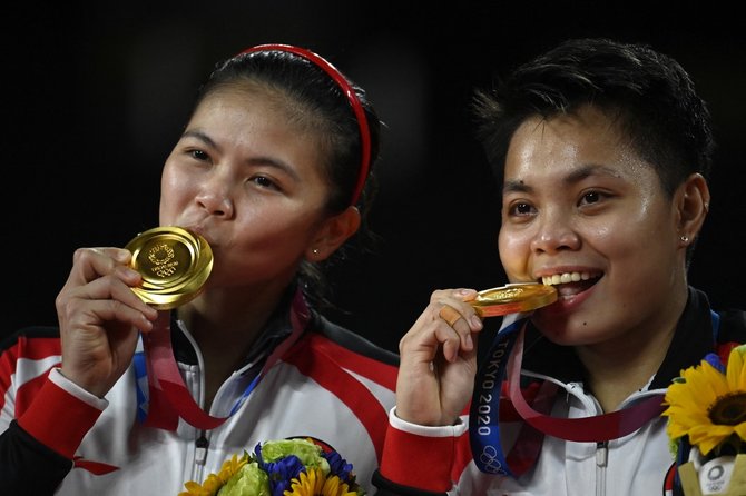 apriyani rahayu dan greysia polii sukses memperebutkan emas di olimpiade tokyo 2020