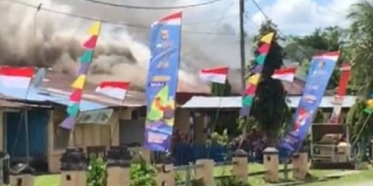 Polsek Nimboran Jayapura Dibakar, Pelaku Diduga Keluarga Korban Penembakan