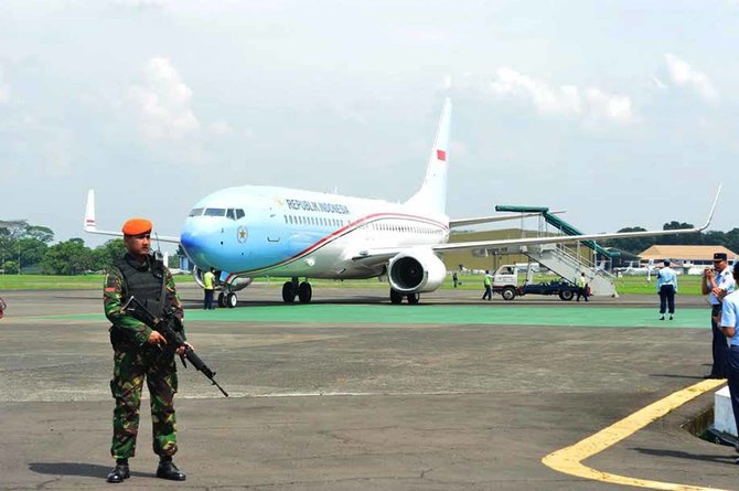 sby naik pesawat kepresidenan