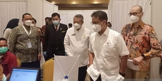 Kemenkes Terbitkan Surat Edaran Bagi Warga Tak Punya NIK Bisa Divaksinasi Covid-19