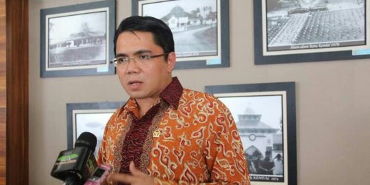 PDIP Soal Pesawat Presiden Dicat Ulang: Jangan Terbawa Politik Post Colour Syndrome