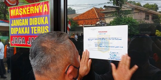 Dijadikan Tempat Prostitusi, Penginapan di Pulogadung Disegel Satpol PP