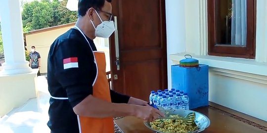 Warga Banten Dapat Beras Jelek, Gubernur Wahidin Halim Pamer Nasi Goreng Kambing