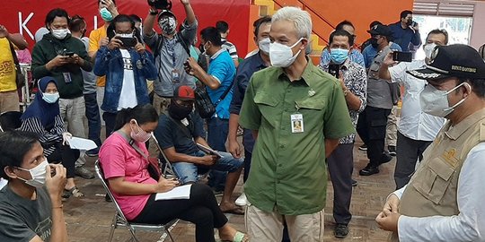 Ganjar: Vaksinasi Dosis Pertama Baru 5,4 Juta Warga Jateng dari 28 Juta Target