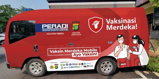 Hari Kemerdekaan, Peradi & Polres Jaksel Gelar Vaksinasi Sasar Permukiman Padat