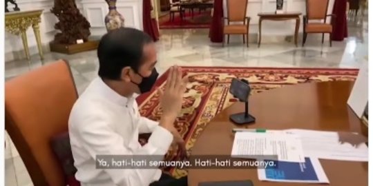 Video Call Warga Sumut, Jokowi Janji Selesaikan Masalah 15 Hutan Adat