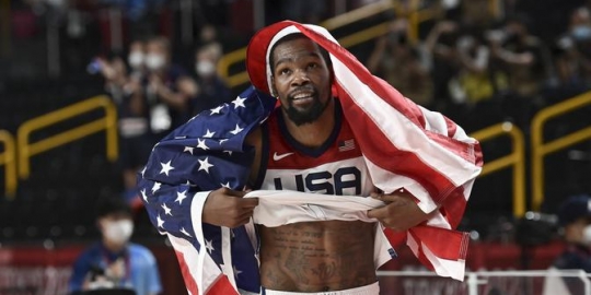Beragam Catatan Menarik Milik Kevin Durant Usai Meraih Medali Emas Ketiga di Ajang Olimpiade - Vimarsana News