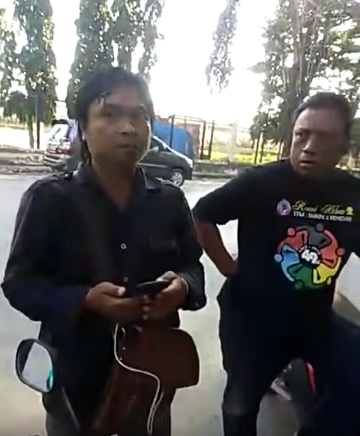 debt collector tak berkutik diinterogasi