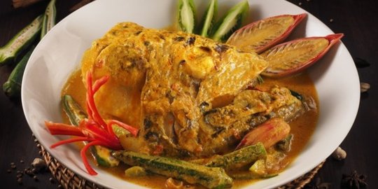 7 Resep Masakan Kepala Ikan, Enak dan Menggugah Selera