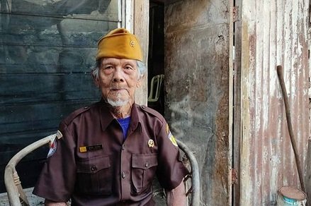 potret veteran di hari tua