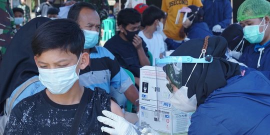 Jadi Desa Siaga Covid-19, Pemdes Tenjowaringin Gencarkan Vaksinasi Massal