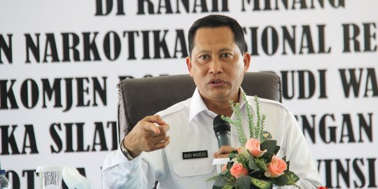 Dirut Bulog Minta Maaf soal Warga Terima Bantuan Beras Tak Layak Konsumsi