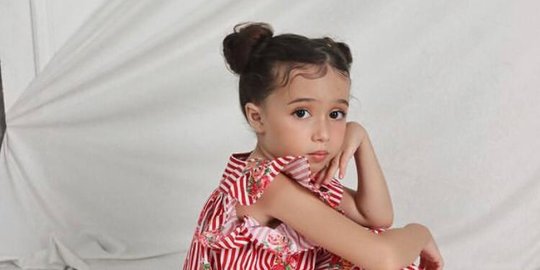 Berwajah Cantik, Ini 4 Potret Marie Britanny bersama Para Pemain Badai Pasti Berlalu