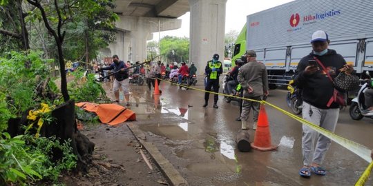 Jasad Terbungkus Kardus di Pinggir Jalan Cakung Diduga Korban Pembunuhan