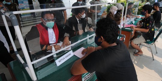 3.850 Orang Melanggar PPKM di Jakbar, Terkumpul Denda Rp16,850 Juta