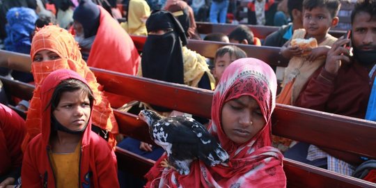 Bangladesh Mulai Vaksinasi Pengungsi Rohingya