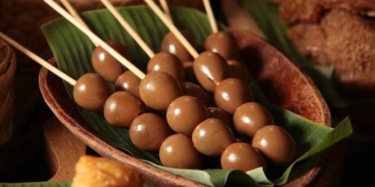 7 Resep Sate Telur Puyuh Ala Angkringan yang Enak, Praktis dan Menggugah Selera