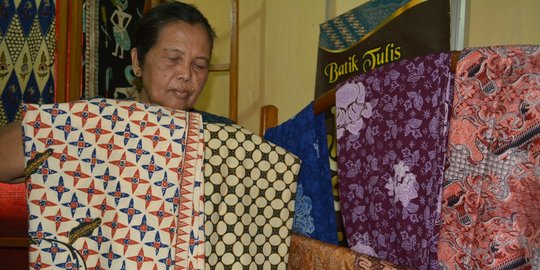 Lintas Zaman Batik Garutan
