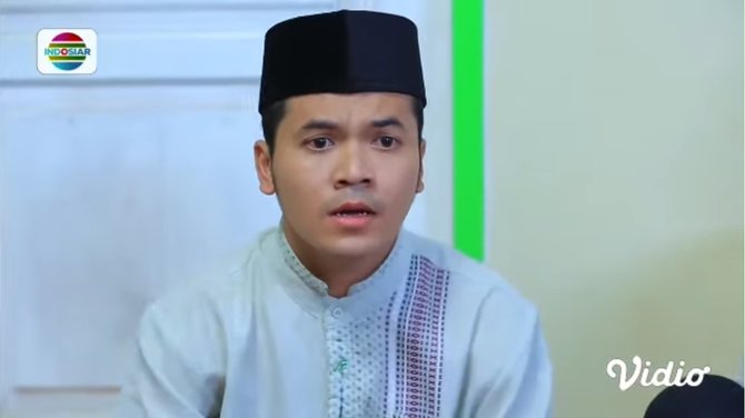 aktor multitalenta intip momen dayat simbaia saat berperan di pintu berkah indosiar