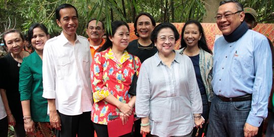 Megawati ke Jokowi: Blusukan Pak, Blusukan