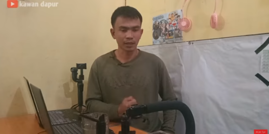 Berawal Ikut Orang, Ini Cerita Bos Gorengan yang Sukses Miliki 8 Lapak