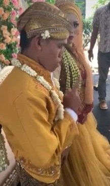 viral pengantin wanita marahi suami di pelaminan