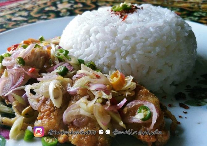 resep sambal geprek pedas menggugah selera cocok untuk menu sehari hari