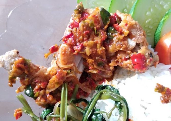 resep sambal geprek pedas menggugah selera cocok untuk menu sehari hari