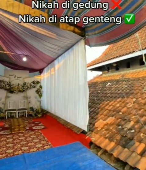 viral video pelaminan di atas atap genteng warga heboh soal grebek