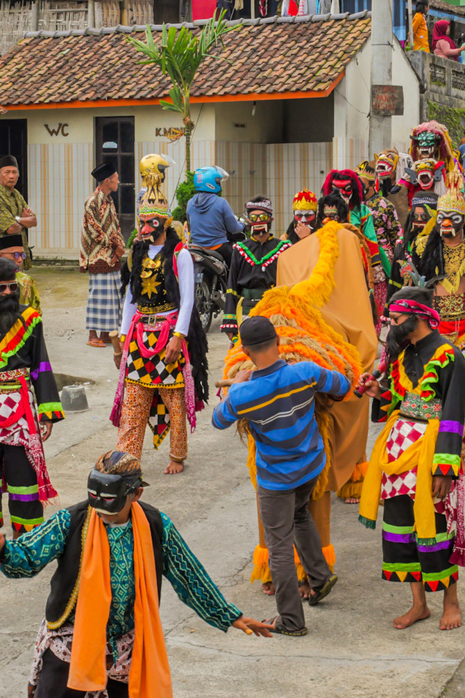 sungkem tlompak gunung merbabu