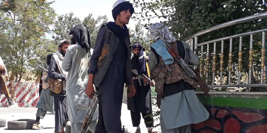Taliban Kuasai Jalalabad Tanpa Pertempuran, Tinggal Kabul Masih Dikuasai Pemerintah