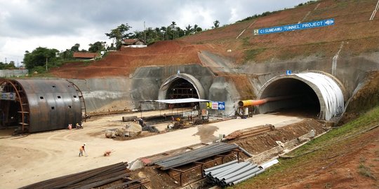 Anggaran Pembangunan Infrastruktur di 2022 Ditargetkan Capai Rp384,8 T