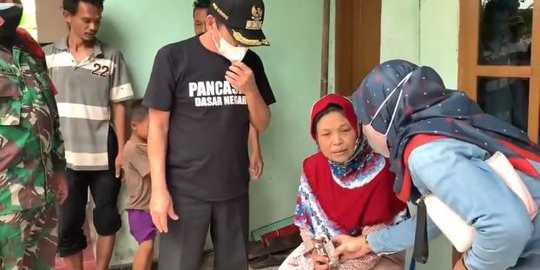 Bupati Banjarnegara Sambangi Mantan Sinden yang Dipasung, Begini Ceritanya