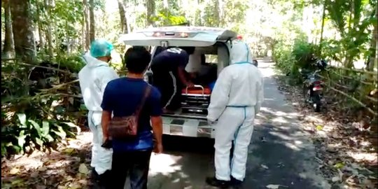 Cerita Kapolsek di Karangasem Jadi Sopir Ambulans untuk Jemput Warga Isoman
