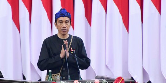 Harga Busana Adat Badui yang Dipakai Presiden Jokowi Senilai Rp240.000