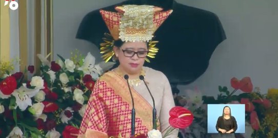 Kenakan Baju Adat Bundo Kanduang, Ketua DPR Puan Maharani Bacakan Teks Proklamasi