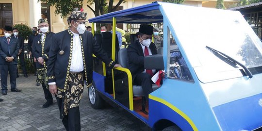 Gubernur Banten Kenalkan Mobil Listrik Karya SMKN 4 Pandeglang