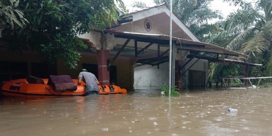 Hujan Deras Sebabkan Ratusan Rumah di Asahan Terendam Banjir, Begini Kondisinya