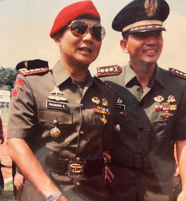 Foto Prabowo Bareng Sobat Kentalnya 