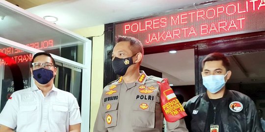 Kapolres Tegaskan Tak Ada Anggota Polisi Terlibat Aksi Pukul Kaca Mobil di Jakbar - Vimarsana News