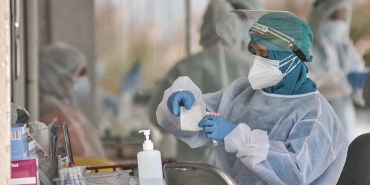 Masih Ada Lab di Jakarta Pasang Tarif di Atas Perintah Jokowi