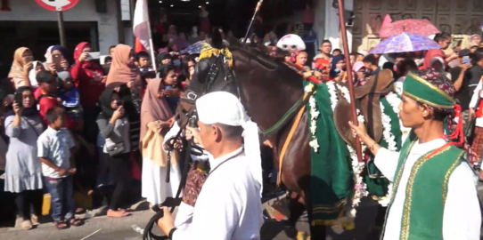 Mengenal Tradisi Kuda Kosong, Kesenian Leluhur Cianjur yang Ajarkan Kerendahan Hati