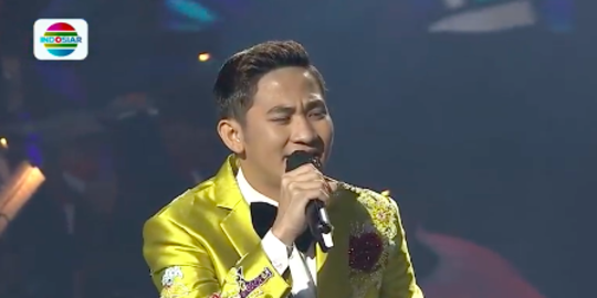 Tersenggol di Top 4 Besar, Ini 4 Potret Memukau Faisal Duta Kalteng di Panggung LIDA