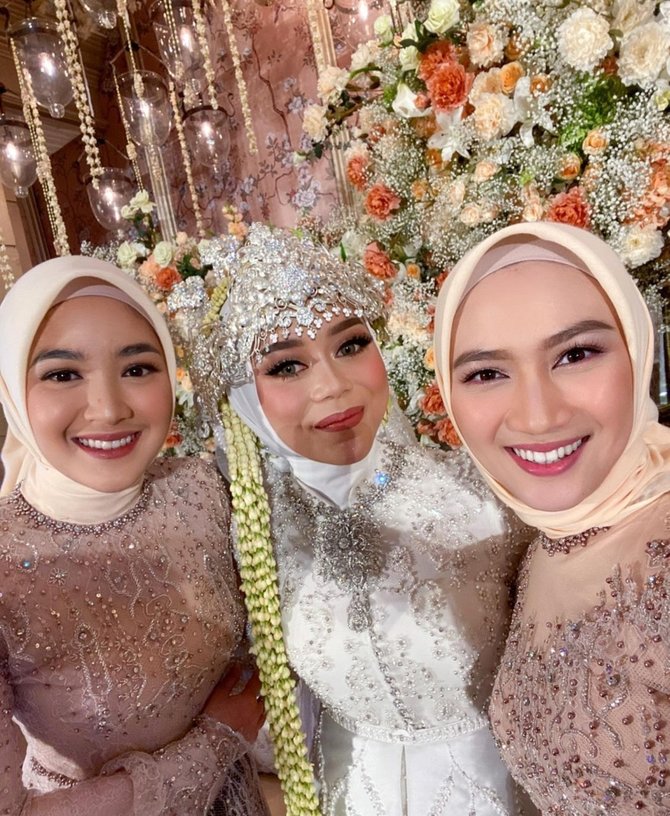 deretan artis yang hadir di akad nikah rizky billar dan lesti ucap bahagia